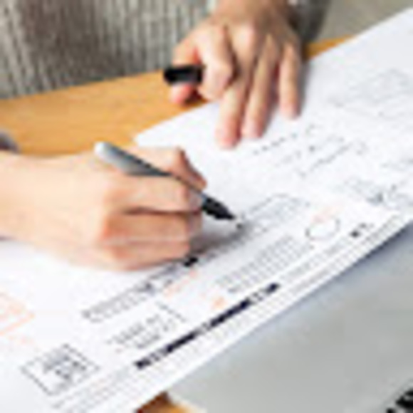 Meet your Posher, Javier - Picture 1 of 1